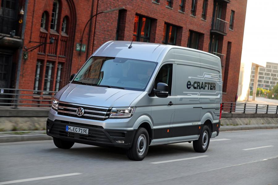  Volkswagen e-Crafter High Roof Van 2018 года  (WW) (фото 2 из 40)